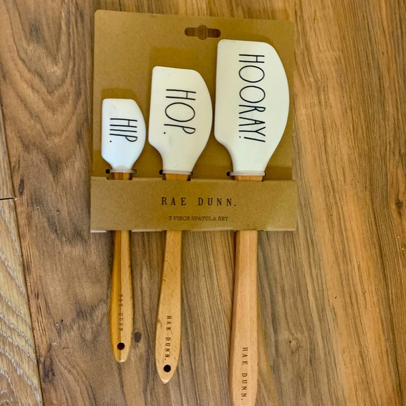 🆕 Rae Dunn’s Spatulas🛍